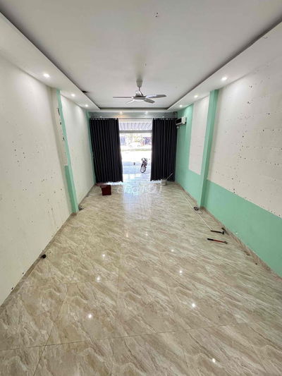 Cho thuê nhà 3 Tầng MT đường Lê Văn Hiến gần bệnh viện 600 giường