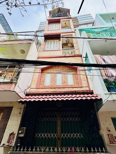 BÁN NHÀ📍NGUYỄN TRÃI, HẺM XE HƠI, QUẬN 5🔥5 TẦNG, DTSD:160M2🔥CHỈ:7.3 TỶ🔥