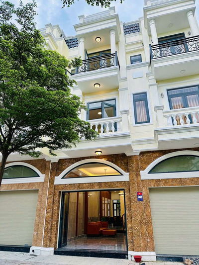 4,9 Tỷ 🏡 Bán Nhà 3 Tầng Dĩ An Full nội thất gần Ngã tư Chiêu Liêu