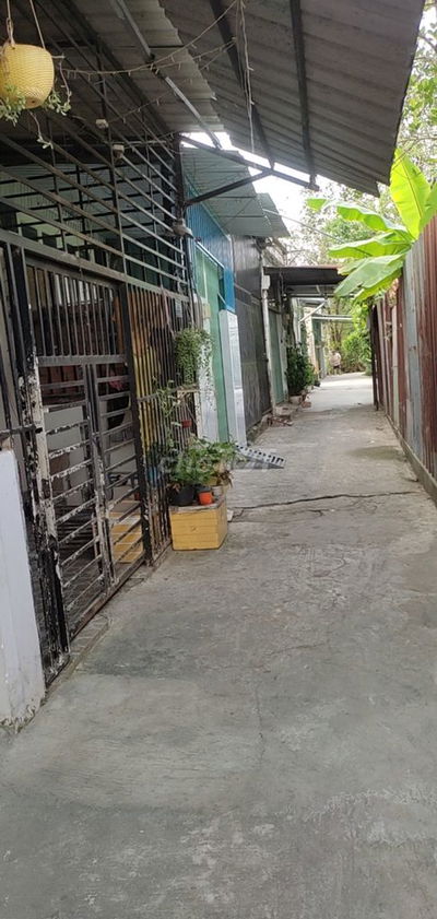 Nhà nguyên căn, 3 Phòng ngủ - Đường 42, P Hiệp Bình