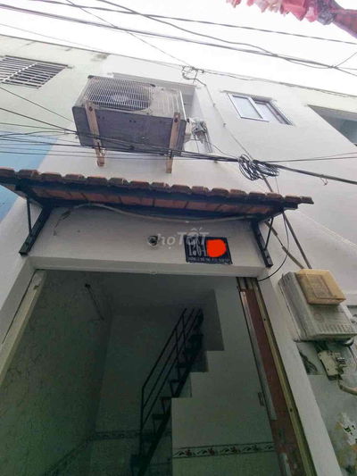 NHÀ NHỎ 12M2, TRỆT LẦU LỬNG GÒ VẤP. GIÁ CHỈ HƠN 600 Tr