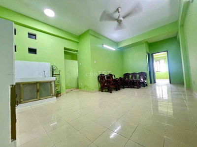 Cho thuê CC Gia Phú DT63m 2PN 2wc giá 6tr8 cách Aeon TP 700m