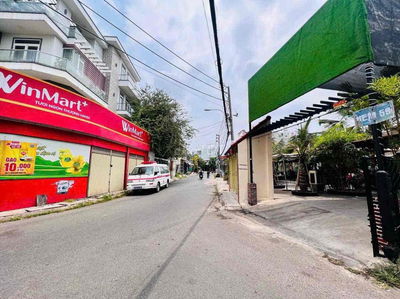 TRẢ GIÁ LÀ BÁN KHÁCH ƠI 🔥NHÀ CHƯA QUA ĐẦU TƯ - GẦN GA METRO - HXH