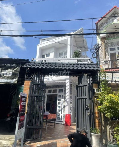 131M NHÀ 2TẦNG ở và cho thuê 25TR/tg gần MT Nguyễn Ảnh Thủ đg 7m thông