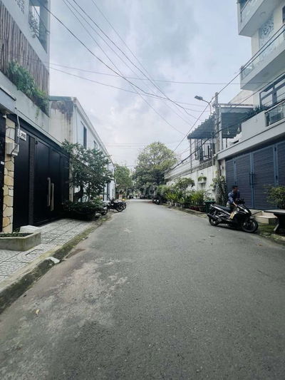 NHÀ PHẠM VĂN CHIÊU 64M-3 LẦU- ĐƯỜNG 8M THÔNG GIÁ 8.1 TỶ