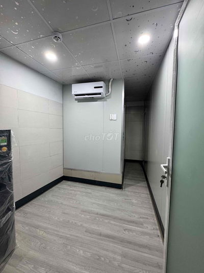 Phòng mới thoáng sát Lê Văn Việt, ĐH Tà Chính Marketing