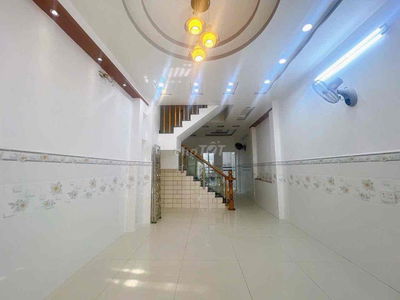 Chính chủ cho thuê khu vip Tô Hiệu 4x15m, đúc 4 tấm 4pn 3wc mới