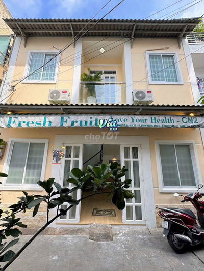 Nhà có 2 phòng ngủ mới đường số 14, giáp Lê Văn Quới