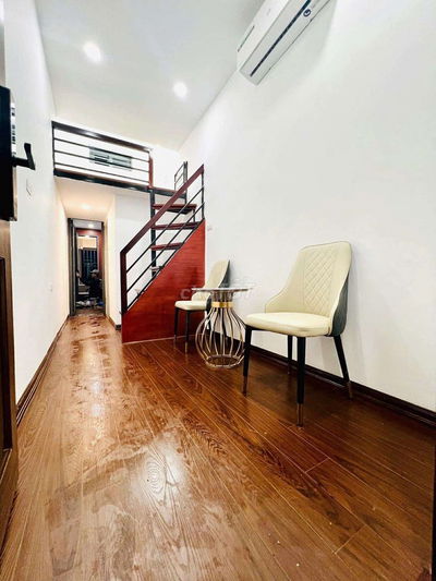 2.15 tỷ tập thể phố Lò Đúc 40m 2N1WC khép kín tầng 3, 2 thoáng full đồ