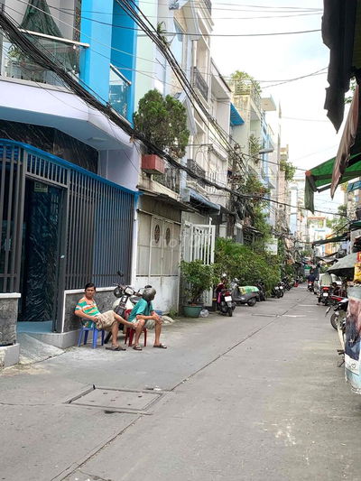 ĐƯỜNG ÔNG ÍCH KHIÊM, QUẬN 11, 3 TẦNG BTCT, HẺM 8M THÔNG, 5 x 12M