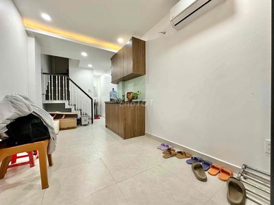 NHÀ NGUYÊN CĂN - 1 TRỆT 2 LẦU - 2 PHÒNG NGỦ 3WC - NHÀ MỚI CHỢ HOÀ HƯNG