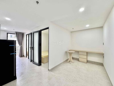 CHO THUÊ CĂN HỘ 2 PHÒNG NGỦ 1 PHÒNG KHÁCH BAN CÔNG FULL NỘI THẤT