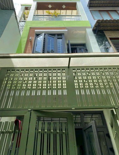 Nhà bán 1 trệt 2 lầu st trước Lý Thường Kiệt, dt 4x10 giá 5 tỷ 7