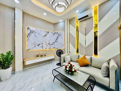 GẦN QUẬN 1 - NGAY HÀNG XANH - GẦN MẶT TIỀN. CHỈ 4.7 TỶ