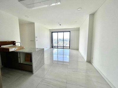 Cho thuê căn 2PN view Đông Nam Quận 1 vị trí đẹp thoáng