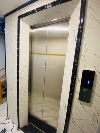 BÁN GẤP Nhà Mạc Thị Bưởi 7 Tầng Thang Máy 12 Phòng Dòng Tiền 600Tr/Năm