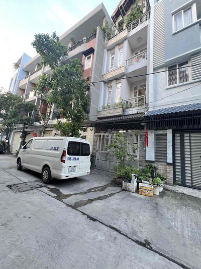 Nhà 4 tầng HXH Tân Hương, DT 72m2 (4x18m), 4 PN sân thượng. Nhỉnh 8 tỷ