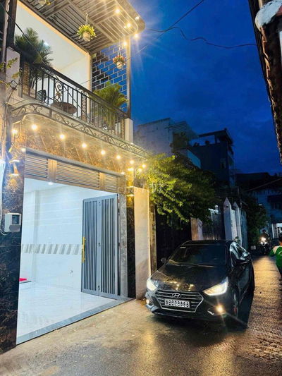 Nhà Đẹp Giá Tốt Hẻm Một Sẹt Tặng Full Nội Thất Ngay Tại Trung Tâm Trịn