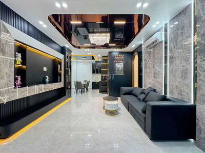 Lô nhì 6x10m 2 tầng 3pn có phòng trệt gần Phú Mỹ Hưng quận 7 4.85 tỷ