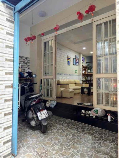 Quận 8 - NHÀ ĐẸP -TÁM DANH -1 TRỤC THẲNG TỚI NHÀ-KẾ CHỢ PHẠM THẾ HIỂN