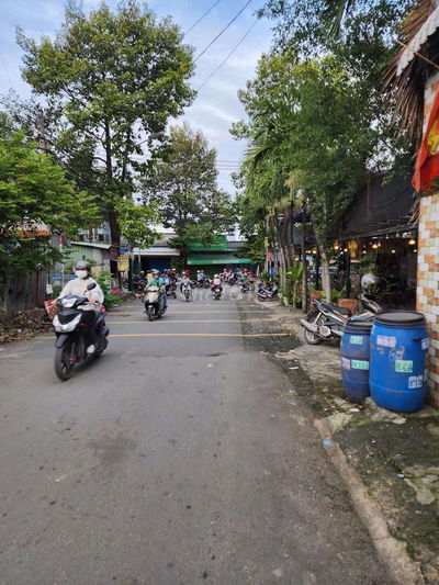 Hàng Hiếm ngang 6m Đường Nhựa Thông Buôn Bán - Tân Bình - Dĩ An - HCM
