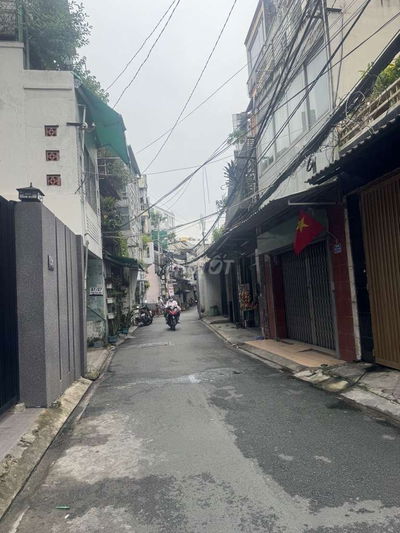 GẤP NGANG GẦN 6M,3 MẶT THOÁNG,TRẦN CAO VÂN PHÚ NHUẬN ,9,9 TỶ