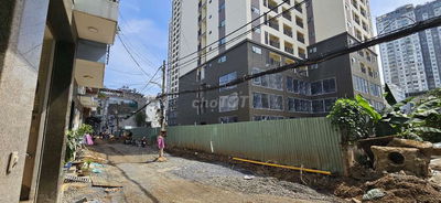 Mặt bằng ngay Phú Thọ DMC