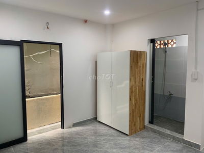 Phòng Cho Thuê Gần Công Viên Gia Định, P Studio 25m2, Có Ban Công