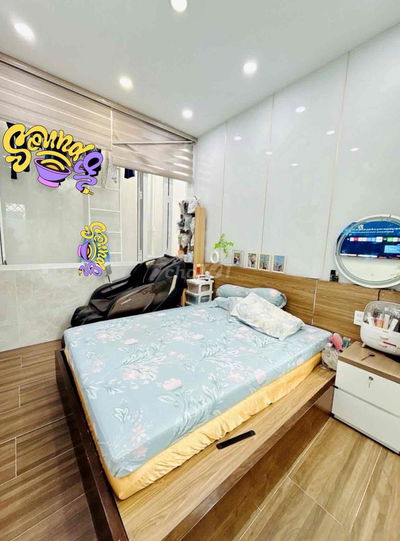 NGUYỄN CHÍ THANH QUẬN 10 40M2 CÁCH MẶT TIỀN 50M -SỔ SẴN GIAO DỊCH NGAY