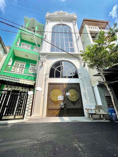 Bán Toà Nhà CHDV gần MT Nguyễn Văn Khối,F9, dtsd 480m2, 5 lầu