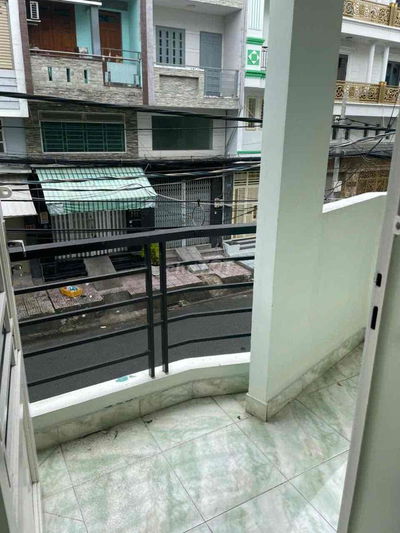 phòng ngay đường Trần văn kiểu khu Binh Phú q6