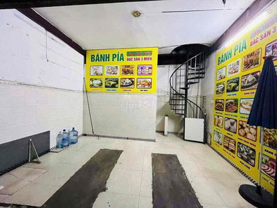 Nhà MTKD đường Tân Sơn Nhì vị trí Đẹp 5,5x6m 2 Lầu