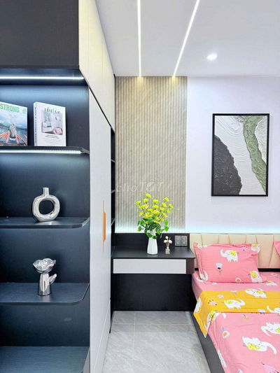 NHÀ KIỆT NGUYỄN VĂN HUỀ ÔTÔ CÁCH NHÀ 19M MÊ LỬNG