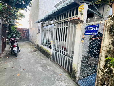 NHÀ SỔ HỒNG RIÊNG DT 76,6m có 2pn dưới gần trung tâm y tế khu vực Dĩ A