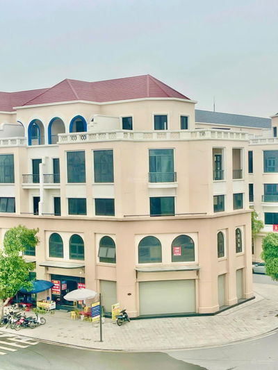 SIÊU PHẨM góc 3 mặt tiền, đối diện các toà chung cư cao cấp Masterise Homes, view công viên