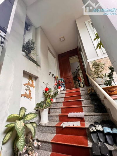 NHÀ PHỐ ĐẲNG CẤP KHU DÂN CƯ TRUNG SƠN – VIEW SÔNG SÀI GÒN – GARA Ô TÔ – 5 TẦNG – PHÁP LÝ C
