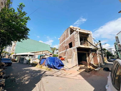 ĐẤT ĐẸP 2 MẶT KIỆT OTO TRƯNG NỮ VƯƠNG NỞ HẬU GIÁ TỐT