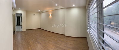 Cho thuê căn hộ mặt tiền Tôn Thất Thuyết Q4 3 tầng dtsd 160m2