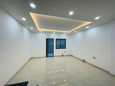 Nhà nguyên căn 5x22, khu an ninh, phù hợp vừa ở vừa làm văn phòng