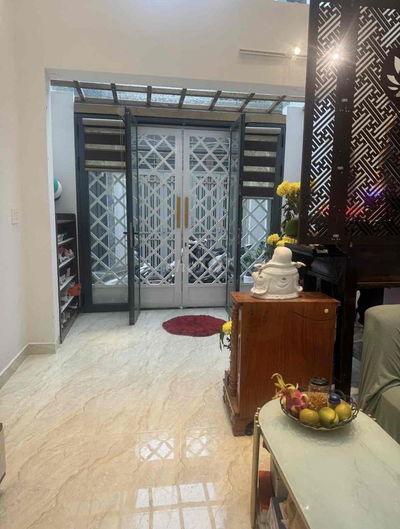 Bán gấp Mặt Tiền Nhật Tảo Quận 10, ngang 3x13m 5 Lầu