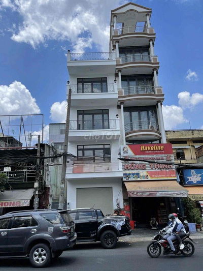 Cho thuê Nguyên căn 5 tầng, ,5x18m , đường Nguyễn Kim , Quận 10