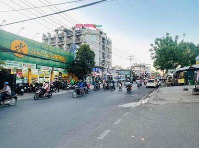 Nhà Mặt Tiền - Gần Trục Hoàng Hữu Nam -Lê Văn Việt 150M2 Giá TL