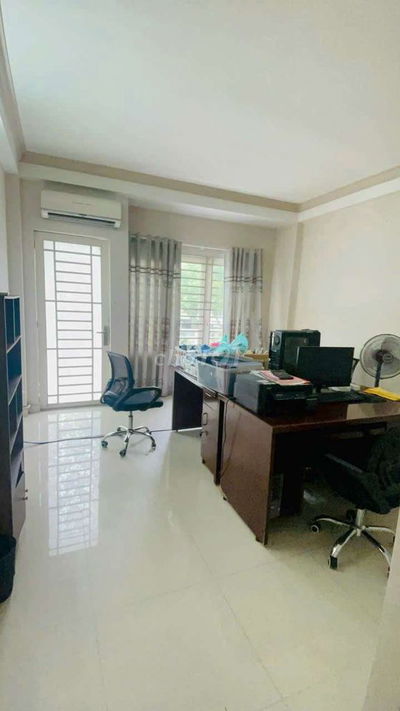 Nhà trệt lầu 3pn.3wc full nội thất hẻm xe hơi