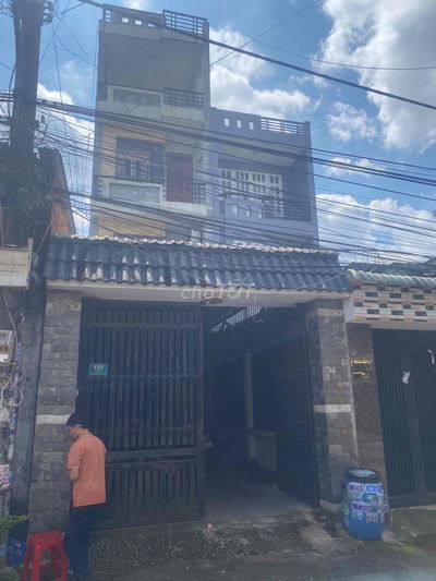 Ban nhà đất Phan Đăng Lưu, P Dĩ An