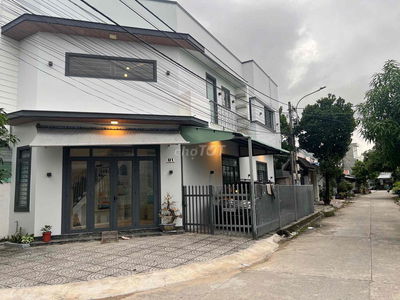 Nhà Phố Gốc 2 mặt tiền Chu Mạnh Trinh và Phạm Ngọc Thảo