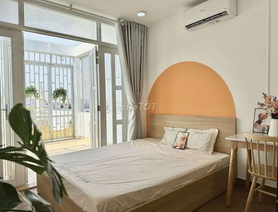 STUDIO BAN CÔNG CỬA SỔ CRESENT MALL, PHÚ MỸ HƯNG HUỲNH TẤN PHÁT QUẬN 7