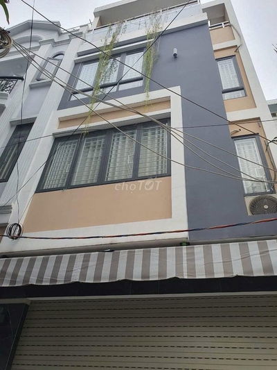 Cho thuê gấp nhà MT 170A  Cống Lỡ, P.15, Q.Tân Bình