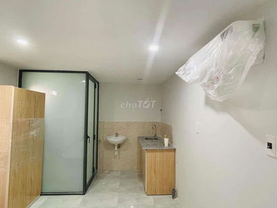 Nhà 4.5 tầng xây mới mặt tiền hòa cường thu nhập 35tr