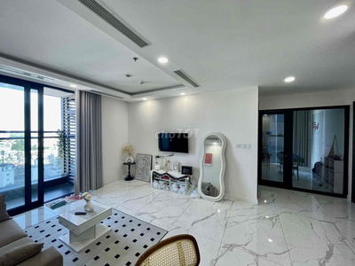 CĂN HỘ ĐẸP HÚ HỒN SUNSHINE SKY CITY Q7 GỒM 2PN 1 Kho, FULL NỘI THẤT,