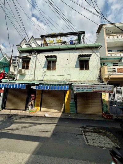 Cho thuê kiot mặt tiền số 2, 1 lầu suốt. Tiện kd đa ngành. 4.5tr